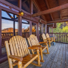 Отель Picture Perfect- Seven Bedroom Cabin, фото 38