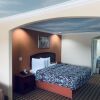 Отель Luxury Inn & Suites Liberty, фото 6