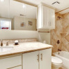 Отель Seascape 1104 - 1 Br Condo, фото 6