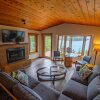 Отель A Snug Harbour Inn, фото 1