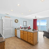 Отель Splash Beach Resort by Book That Condo, фото 49
