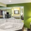 Отель Quality Inn Decatur, фото 6