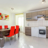 Отель Lovely Apartment Near the Sea & the Center, фото 3