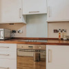 Отель Young Street Boutique Apartments, фото 3