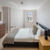 Отель Stylish 1 Bed in West Kensington 7mins To Tube, фото 3