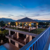 Отель Gamers Paradise Hotel, фото 1