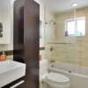 Отель Beautifully Remodeled Roomy Single Family Stilt Home, 2 Bedroom Home, фото 8
