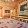 Отель Smoky Mountain Cabin w/ Game Room & Hot Tub!, фото 2