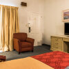 Отель Econo Lodge Inn & Suites White Haven, фото 24