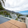 Отель Stylish and Bright 1 Bedroom Apartment - Camps Bay, фото 9