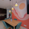 Отель Luxury And Strategic 1Br Apartment At The Empyreal Epicentrum, фото 13
