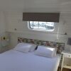 Отель Tagus Marina - Houseboat, фото 19