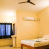 Отель iROOMZ Hotel Krishna Inn, фото 4
