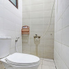 Отель OYO 91202 Family Guest House Syariah, фото 10