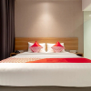 Отель Travel Hub Hotel Kualanamu Airport, фото 8
