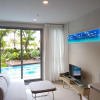 Отель BLU Pool Access by Pool 23, фото 3