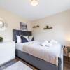 Отель Stunning Double Bed Room In Isleworth TW7, фото 1