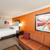 Отель Delta Hotels by Marriott Orlando Lake Buena Vista, фото 4