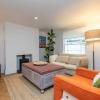 Отель Beautiful 2 Bedroom Townhouse With Garden in Kentish Town, фото 5