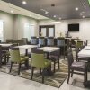 Отель La Quinta Inn & Suites by Wyndham Fort Worth West - I-30, фото 24