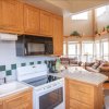 Отель Mt. Oxford Chalet at Creekside Chalets - 2 Br Cabin, фото 13
