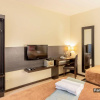 Отель Lorenzzo Suites Hotel, фото 3