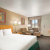 Отель Travelodge by Wyndham Wellington KS, фото 7
