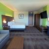 Отель Holiday Inn Express & Suites-Dripping Springs - Austin Area, an IHG Hotel, фото 26