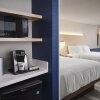 Отель Holiday Inn Express & Suites Lockport, an IHG Hotel, фото 20