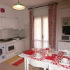 Отель Lovely Flat Just 150m From the Beach, фото 10