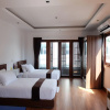 Отель 5ive Beach House Hotel, фото 4