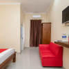 Отель RedDoorz Syariah @ Jalan Pangeran Antasari 4, фото 7