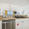 Отель Emerald Beach 1830 - 2 Bedroom/2 Bath+Bunks 2 Condo by RedAwning, фото 14