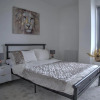 Отель Stunning New Modern 2 Bedroom flat with Parking near Windsor Castle, фото 3