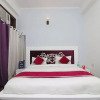 Отель OYO 10810 Sangvi Palace, фото 4