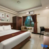 Отель RedDoorz Plus Quang Chung Hotel, фото 9