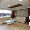 Отель FabExpress Mezbaan Regency by OYO Rooms, фото 4
