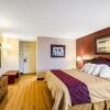 Отель Red Roof Inn & Suites Terre Haute, фото 29