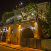 Отель Capiedra Hotel, фото 1