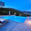 Отель Beautiful 1-bed Apartment in Pobrezje-dubrovnik, фото 18