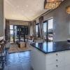 Отель Two Bedroom Luxury Apartment, фото 6