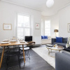 Отель JOIVY Iconic Cockburn Street 4 Bedroom Apartment: Heart of Old Town, фото 16