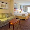 Отель Holiday Inn Express Hotel & Suites Birmingham - Inverness, an IHG Hotel, фото 13