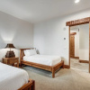 Отель 5BR Alpine Luxury Home with Private Hot Tub by RedAwning - Save 20% on 7+ Nights!, фото 6
