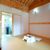 Отель Wiyeonjae Hanok Stay, фото 4