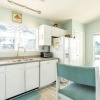 Отель See Otter by Oak Island Accommodations, фото 34