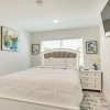 Отель West Palm Beach Vacation Rental ~ 2 Mi to Beach!, фото 4