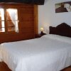 Отель Turismo Rural Can Pol de Dalt - Bed and Bike в Бескано