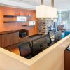 Отель Fairfield Inn & Suites by Marriott North Bergen, фото 9