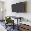 Отель Fairfield Inn & Suites by Marriott Minneapolis North/Blaine, фото 17